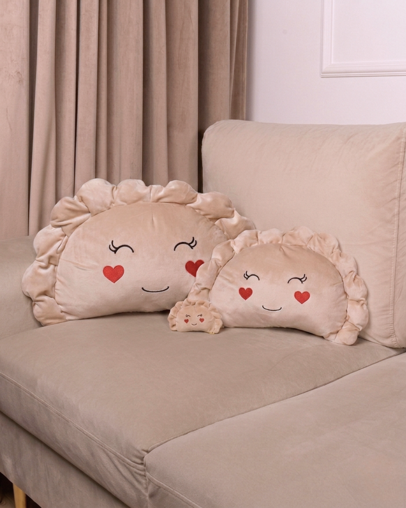 Pierogi Pillow XXL with Red Hearts